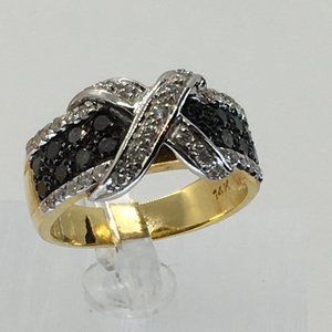 14kt Diamond Crossover Ring